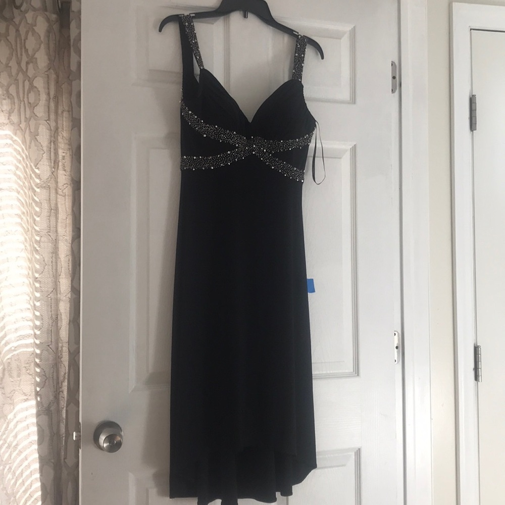Cachet dress worn once